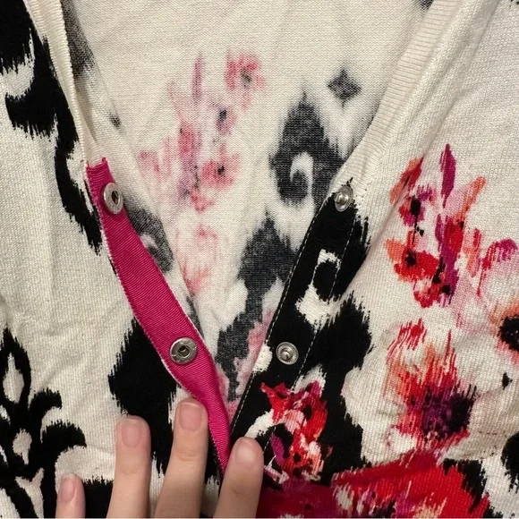 White House Black Market Floral Fleur De Lis Ikat Snap Cardigan Size Large - Picture 4 of 7